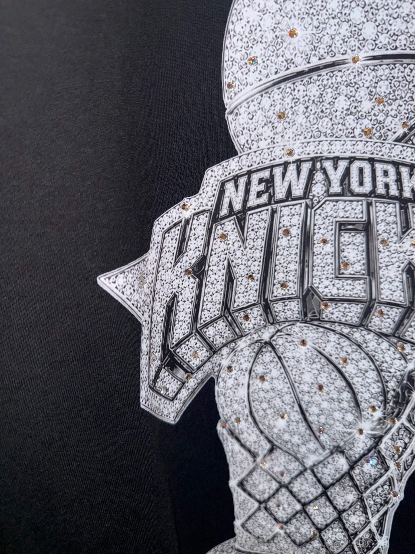 “VVS WHITE GOLD TROPHY WITH SWAROVSKI’S” Pre Order will be shipped by 7/24/26