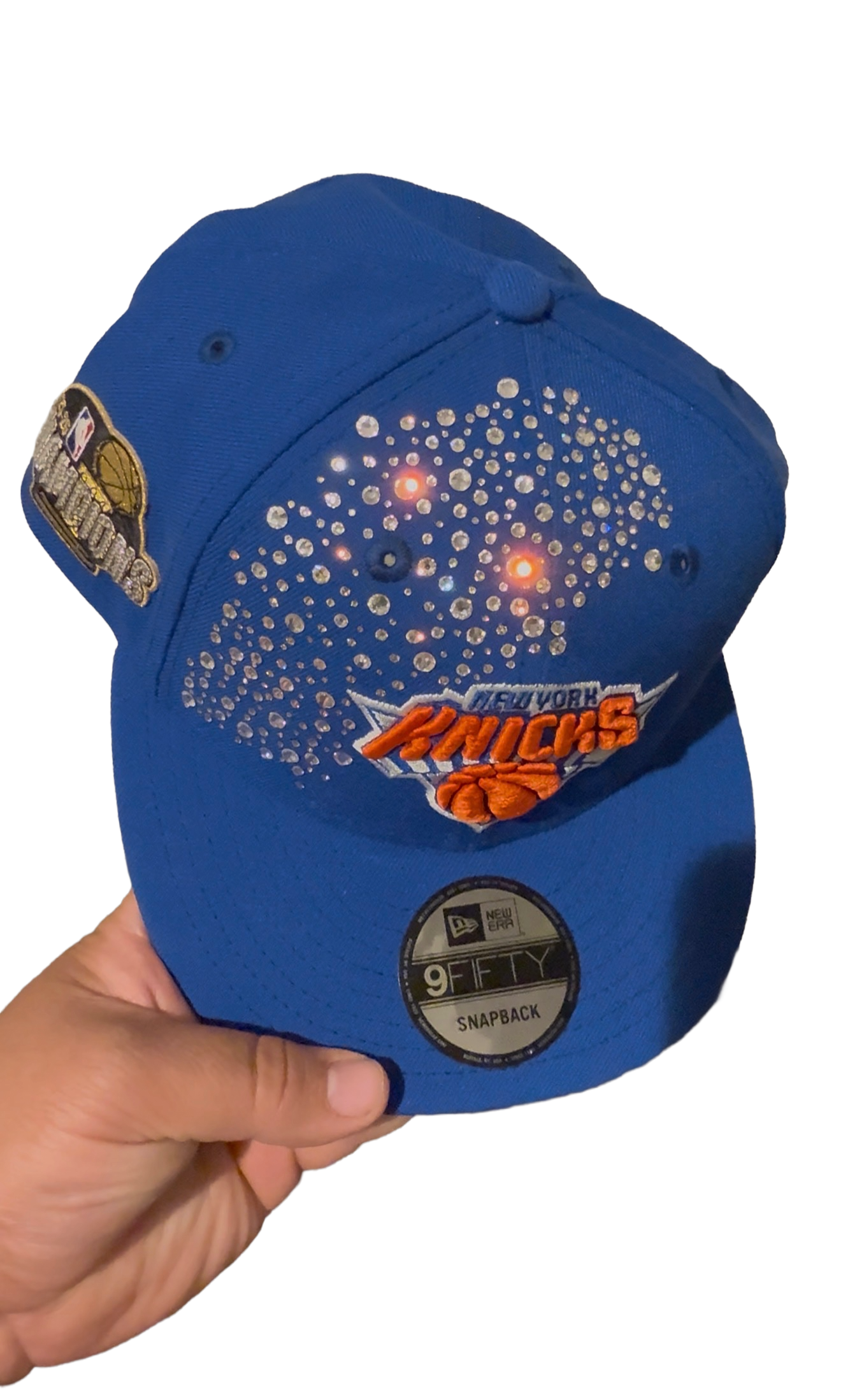 Knicks “VVS Meteor Showers All Swarovski” SnapBack Champions edition.